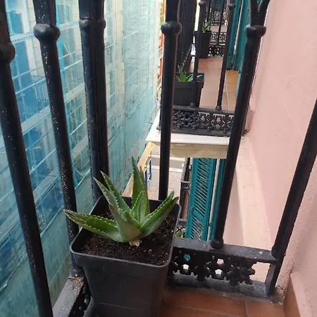 Manoli Гостевой дом Бильбао